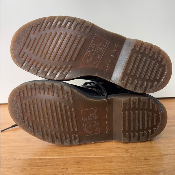 Dr. Martens 1460 MADE IN ENGLAND LACE-UP BOOTS - Picture 5 of 11